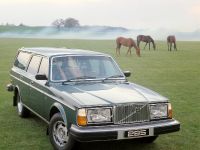 Volvo 265 (1975)