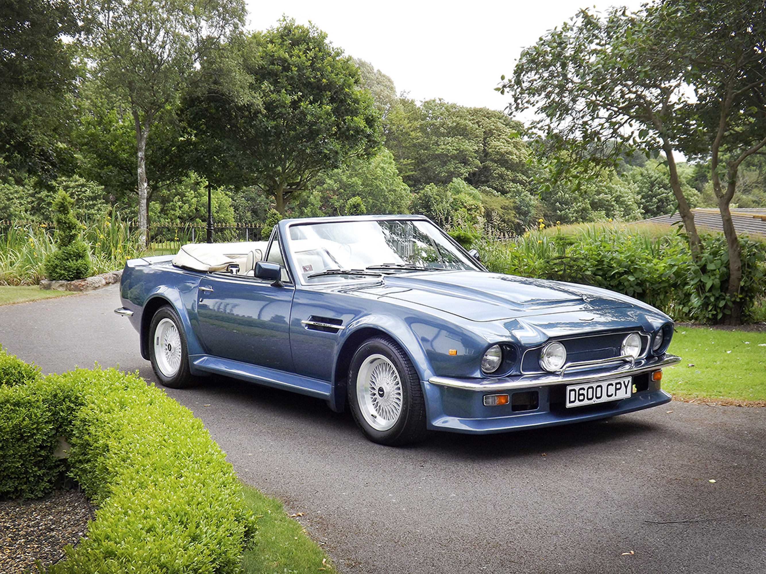 Aston Martin Volante X-Pack
