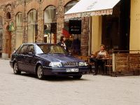 Volvo 440 (1988)
