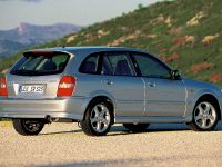 Mazda 323F (2000)