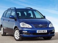 Toyota Avensis Verso (2004)