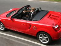 Toyota MR2 Roadster (2004)
