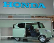 Honda Step Bus Concept (2006)