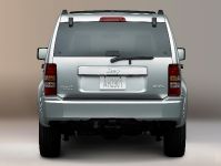 Jeep Liberty Limited (2008) - picture 3 of 14