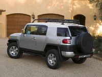 Toyota FJ Cruiser (2008) - picture 4 of 12