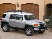 Toyota FJ Cruiser (2008) - picture 5 of 12