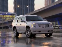 Cadillac Escalade Hybrid (2009) - picture 8 of 14