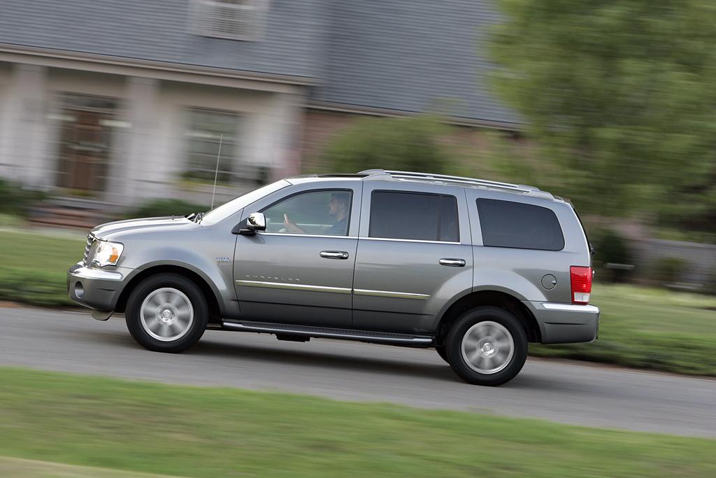Chrysler Aspen Hemi Hybrid 2009