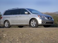 Honda Odyssey (2009) - picture 4 of 14
