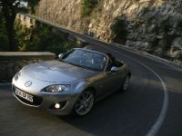 Mazda MX-5 (2009) - picture 7 of 12
