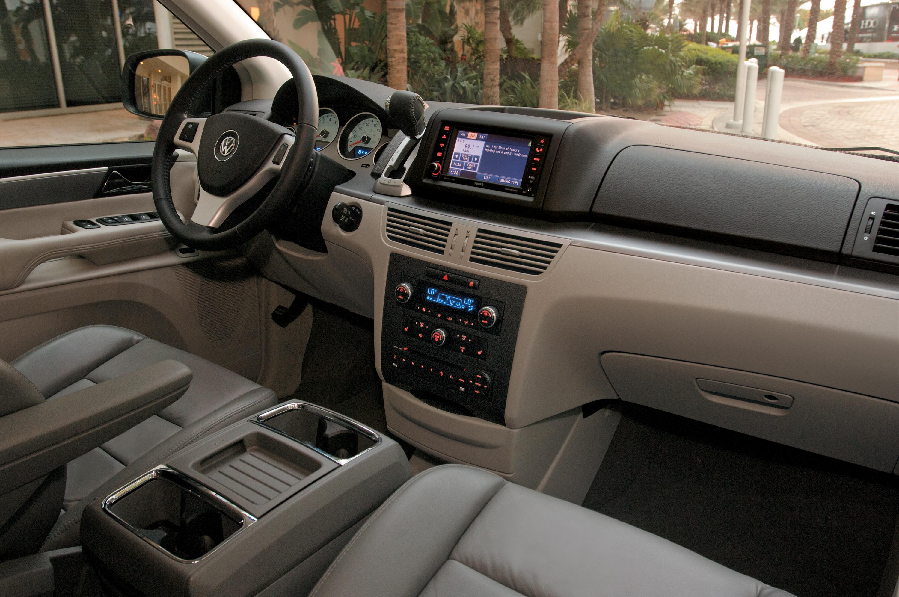 Volkswagen VW Routan