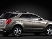 Chevrolet Equinox LTZ (2010) - picture 7 of 11