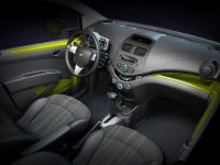 Chevrolet Spark (2010) - picture 2 of 4
