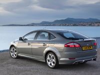 Ford Mondeo (2010) - picture 3 of 5
