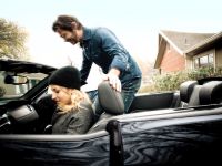Ford Mustang Convertible (2010) - picture 1 of 6