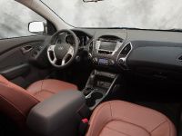 Hyundai Tucson (2010) - picture 5 of 7