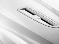 Jaguar XFR (2010) - picture 8 of 21