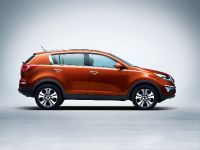 Kia Sportage (2010) - picture 2 of 5