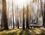 Land Rover Discovery (2010) - picture 4 of 38