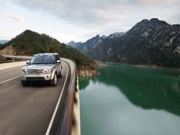 Land Rover Discovery (2010) - picture 8 of 38