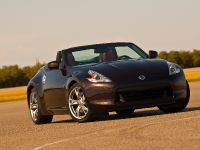 Nissan 370Z Roadster (2010) - picture 7 of 20