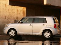 Scion xB (2010) - picture 6 of 25