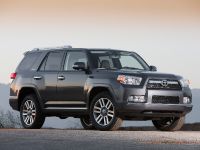 Toyota 4Runner Limited (2010) - picture 7 of 29
