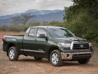 Toyota Tundra Pickup (2010) - picture 3 of 12