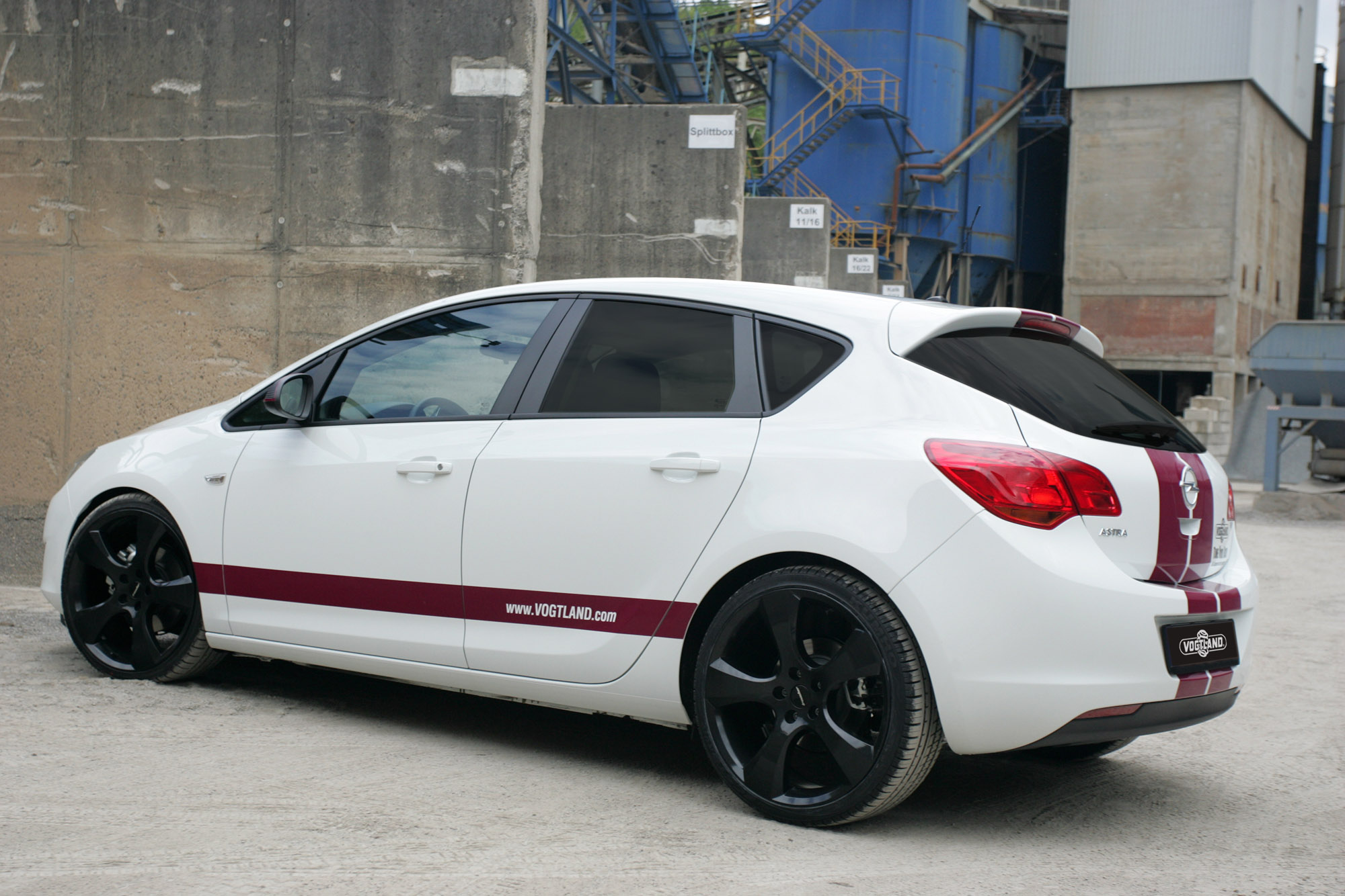 BMW VOGTLAND show vehicles
