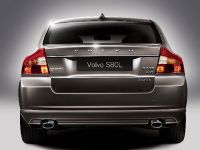 Volvo S80L (2010) - picture 1 of 8