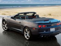 Chevrolet Camaro Convertible (2011) - picture 1 of 11