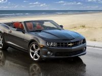 Chevrolet Camaro Convertible (2011) - picture 6 of 11
