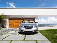 Chrysler 200 Convertible (2011) - picture 1 of 27