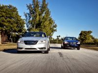 Chrysler 200 Convertible (2011) - picture 4 of 27