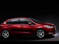 Citroen C4 (2011) - picture 7 of 15