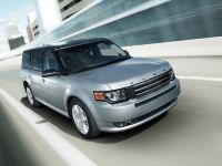 Ford Flex Titanium (2011) - picture 2 of 5