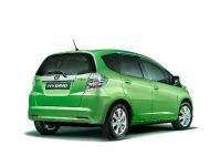 Honda Jazz Hybrid (2011) - picture 1 of 8