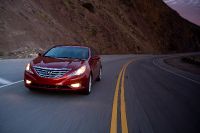 Hyundai Sonata (2011) - picture 6 of 31