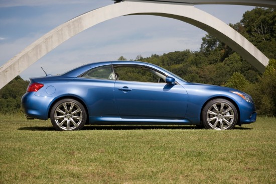 2011 Infiniti G37 Convertible