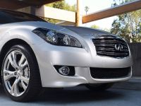Infiniti M (2011) - picture 7 of 14