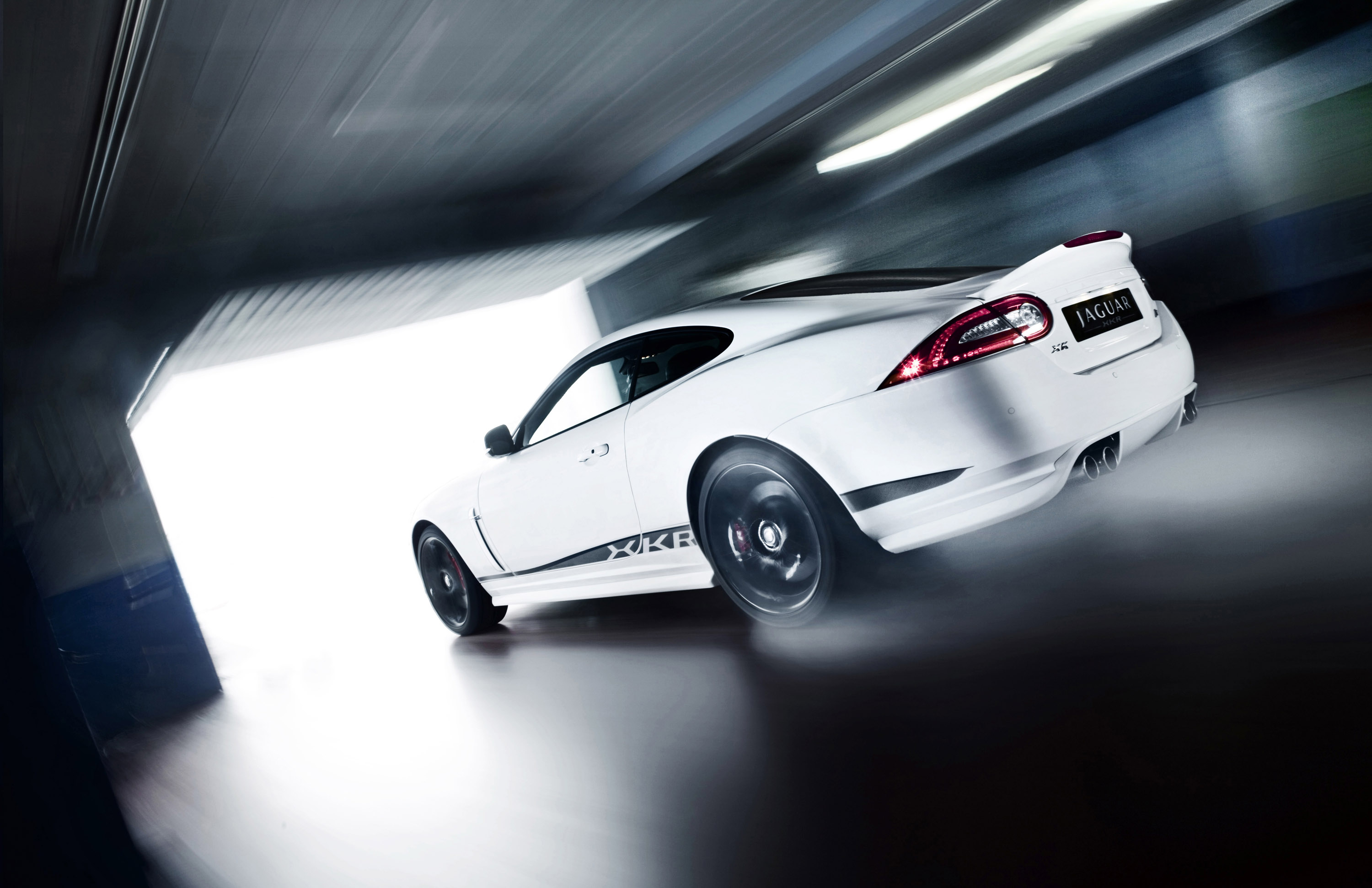 Jaguar XKR