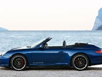 Porsche 911 Carrera GTS (2011) - picture 5 of 7