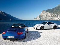Porsche 911 Carrera GTS (2011) - picture 7 of 7