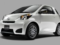 Scion iQ (2011) - picture 7 of 20