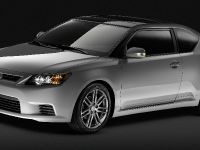 Scion tC (2011) - picture 3 of 20