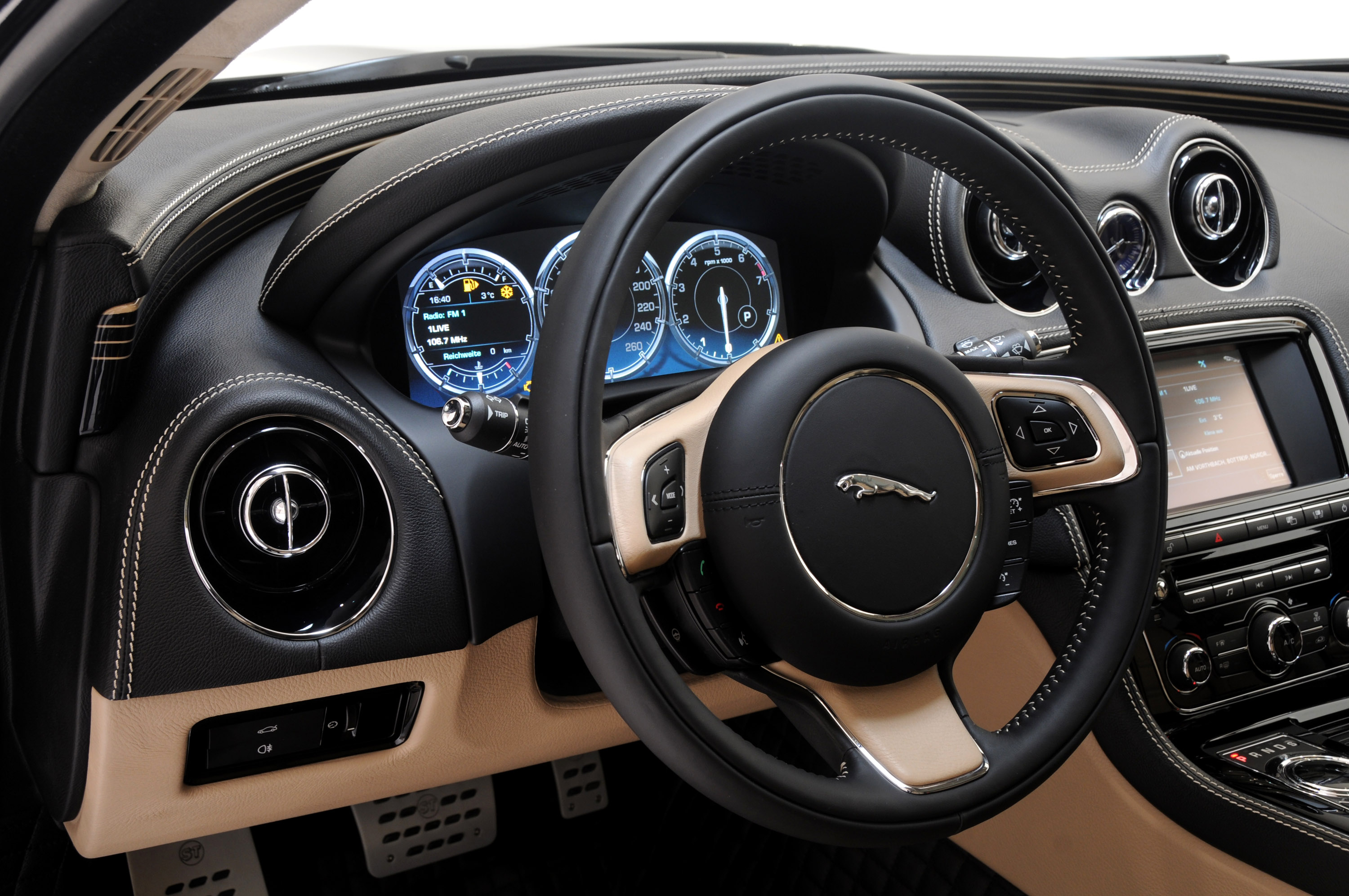 Startech Jaguar XJ