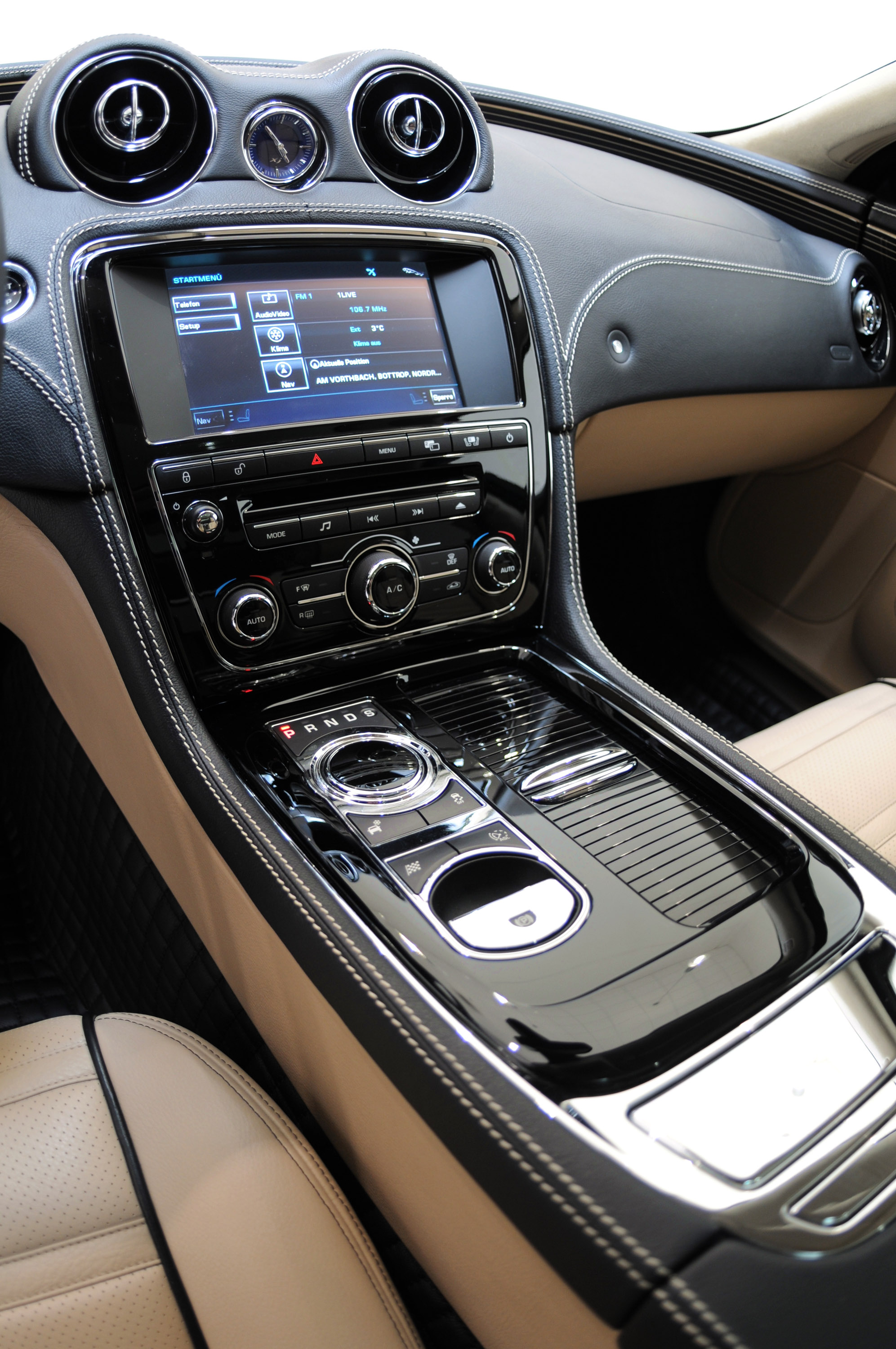 Startech Jaguar XJ