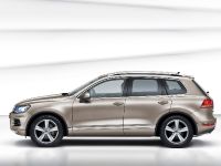 Volkswagen Touareg (2011) - picture 7 of 12