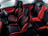 Chrysler Ypsilon Black and Red (2012) - picture 2 of 2
