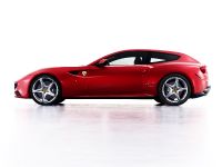 Ferrari FF (2012) - picture 1 of 12